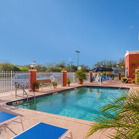 Holiday Inn Express Hotel & Suites Tampa-Fairgrounds-Casino By Ihg Mango Eksteriør billede
