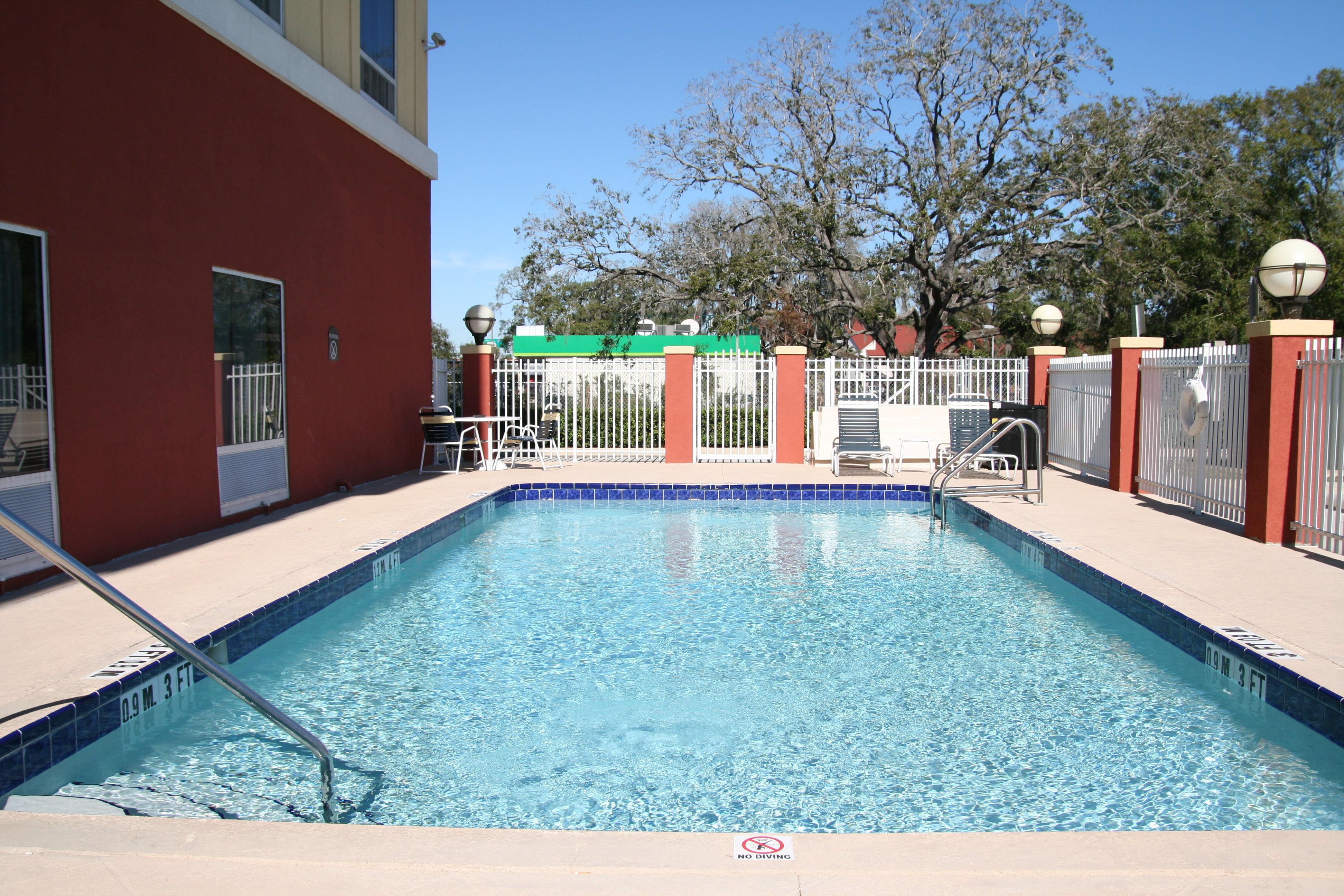 Holiday Inn Express Hotel & Suites Tampa-Fairgrounds-Casino By Ihg Mango Eksteriør billede