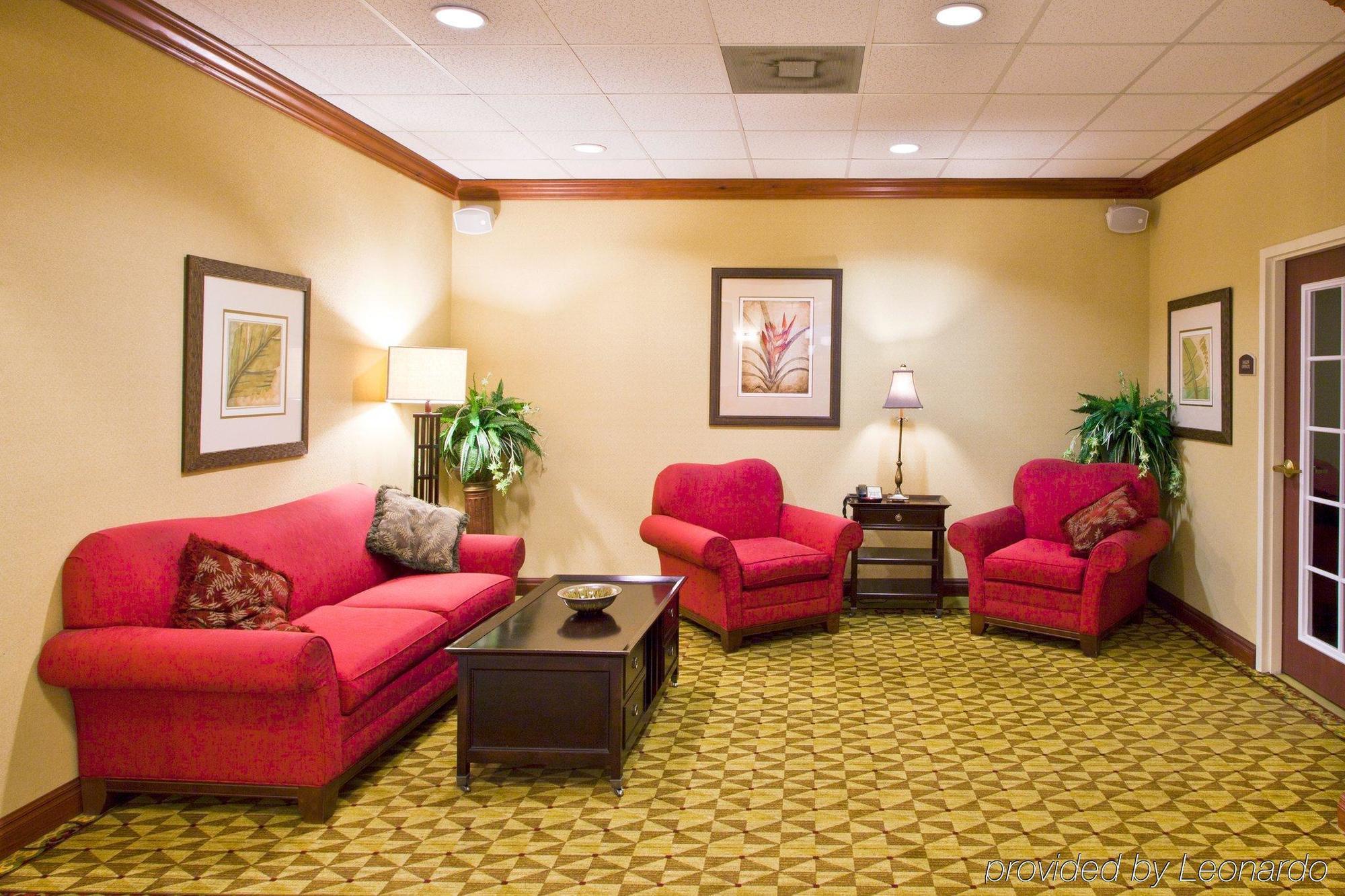 Holiday Inn Express Hotel & Suites Tampa-Fairgrounds-Casino By Ihg Mango Interiør billede